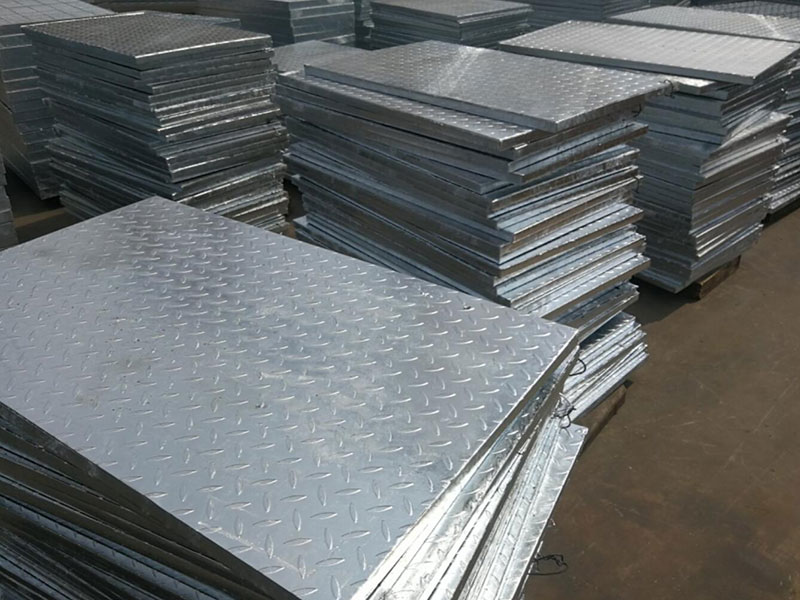 復(fù)合鋼蓋板