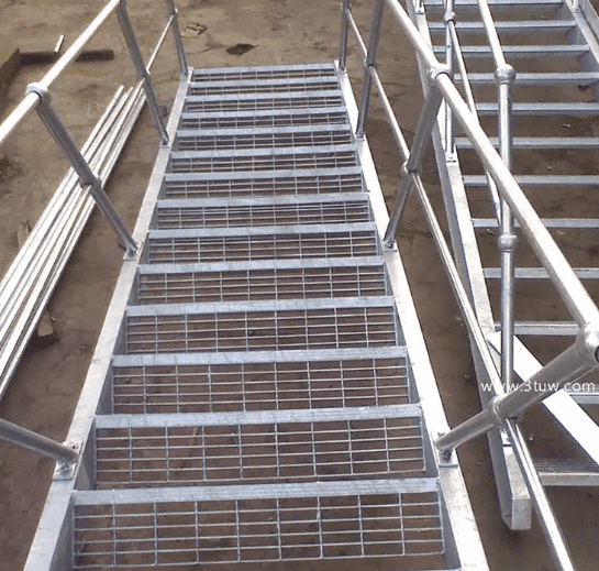 河北鍍鋅鋼格柵踏步廠家規(guī)格都什么價格？